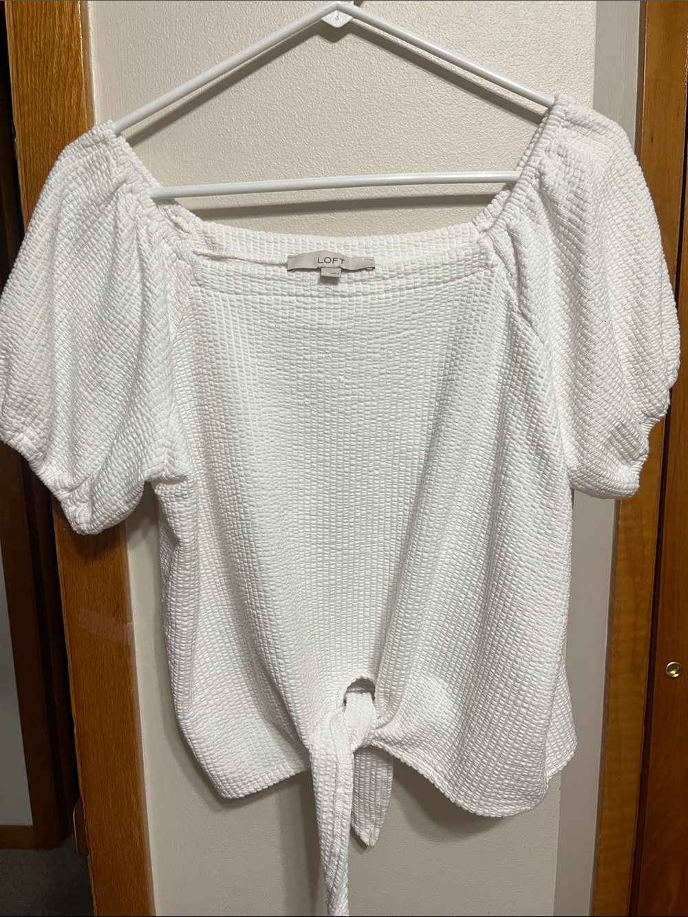 LOFT White Textured Puff-Sleeve Tie-Front Blouse
